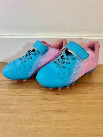 Brooman Junior Jolt Firm Ground Soccer Cleats Toddler Size 10T 1