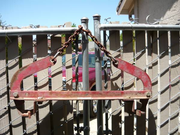 55 Gallon drum clamp lift 1