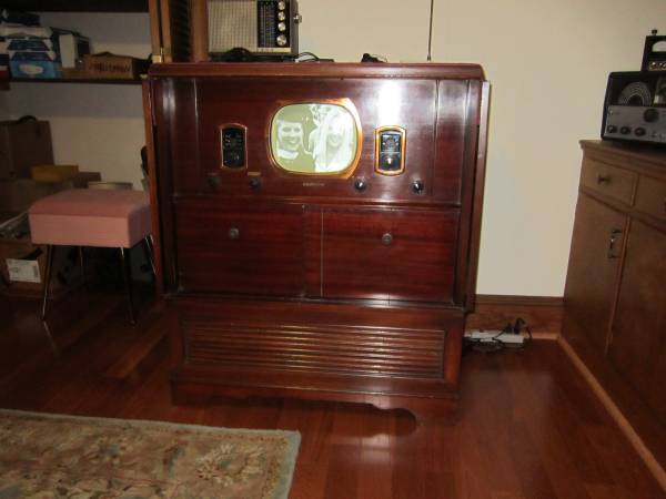 CROSLEY Antique TV 1
