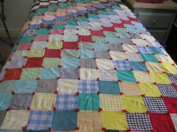 Nice Patchwork Quilt 80" x 55" Nice Condition - have others 1