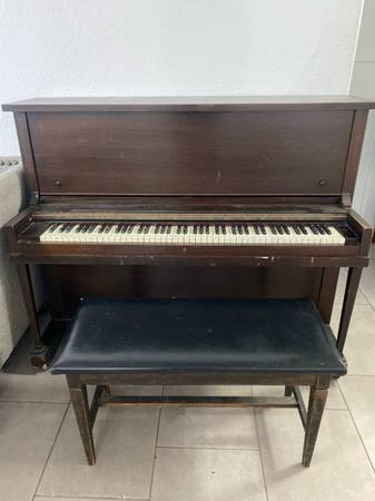 Monarch Piano 1