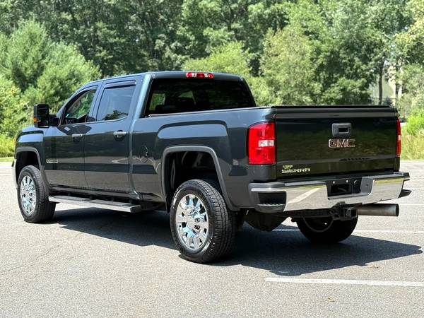 2019 GMC Sierra 2500HD Duramax Crew Cab 4WD - $40,900 (Derry)63623725696131121