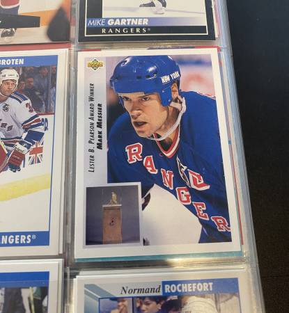 hockey card binder sleeves Binder,9-Pocket Hockey Trading Card with 900 Card Refillable Cards Album Case for Cards Collection Baseball Football Hockey Basketball Sports Cards (Hockey) : Toys & Games free pages Hockey Card Binder, Trading Card