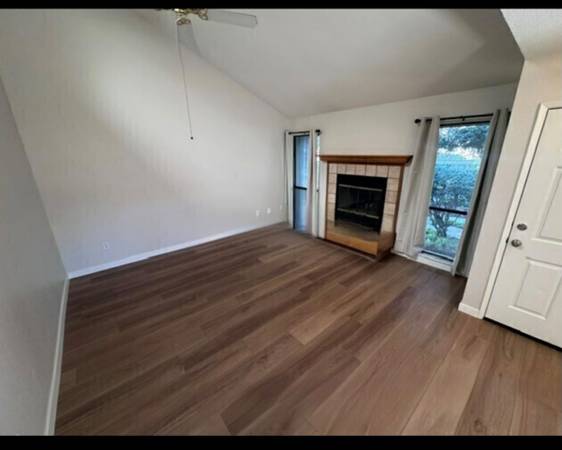 Cozy 2 Bed 2 Bath 1