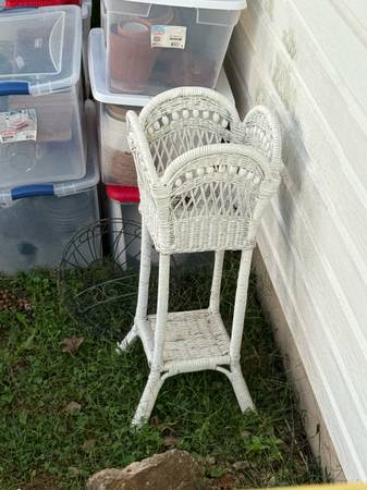 Plant stand 1
