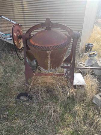 Vintage Belt Driven Cement Mixer 1