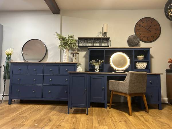Stunning Refinished Navy & Stained Wood 3-Piece Bedroom Suite 1