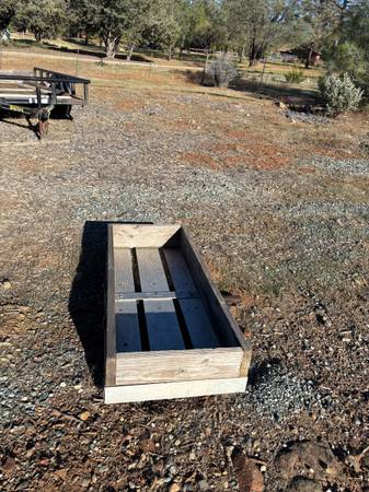 Recever hitch mounted cargo box 1