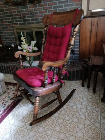 Rocking Chair 1