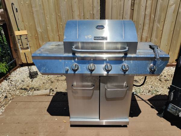 BBQ grills 3 1