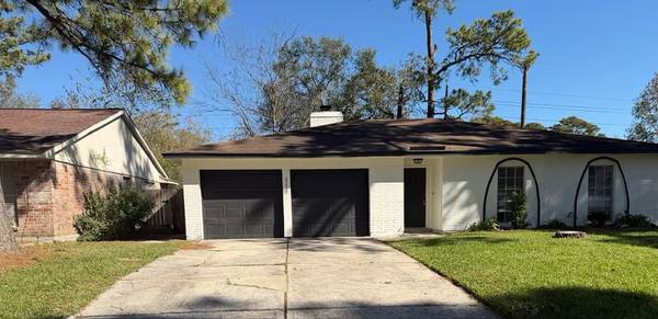 3/2/2 Home in Spring | Flex Room + Garage 1