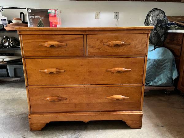 年末・年始SALE ビンテージ ドロワーコンソールキャビネット 剥離 Vintage 1950s 4-Drawer Solid Birdseye Maple Dresser by Templeton