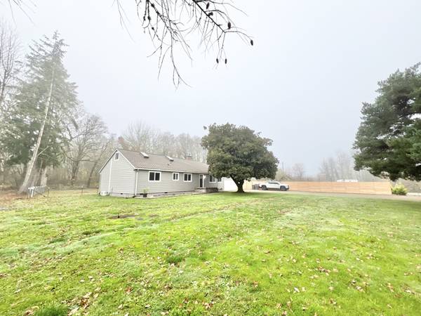 $3250.00 / 4 habitaciones - 2153 pies² - Encantadora casa en Dayton | 20940 SE Webfoot Rd | $3250/mes + servicios63831251070211121