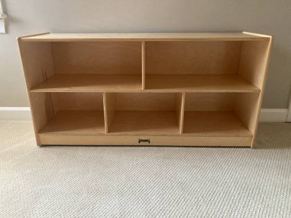 Mobile Storage Unit Shelf 1