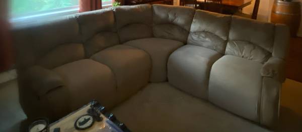 Sectional couch- three pieces 1