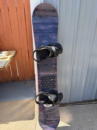Snowboard w/bindings 1