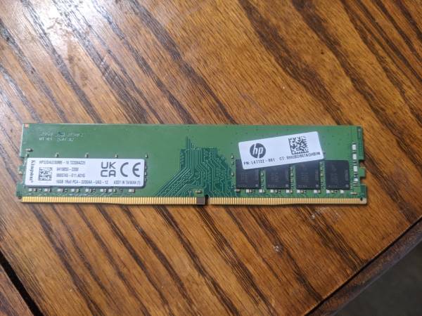 Kingston 16 GB 1Rx8 PC4 3200 - 80 USD (Macon, IL)