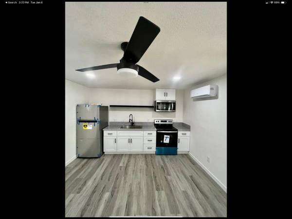 Recently Remodeled Studio with yard Available Feb 12th 1