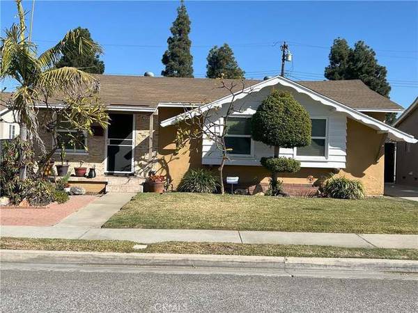 $1,200 / 1br - 400ft2 - 21102 Dalaman Ave, (Lakewood)64035737686659120
