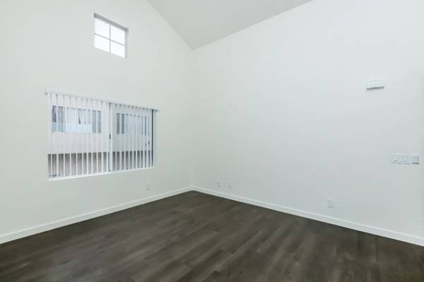 $3,039 / 3br - 1070ft2 - Lavadora/Secadora en la Unidad, Microondas, Lavavajillas, 2BD/2BTH (Santa Clarita)63701053847553123
