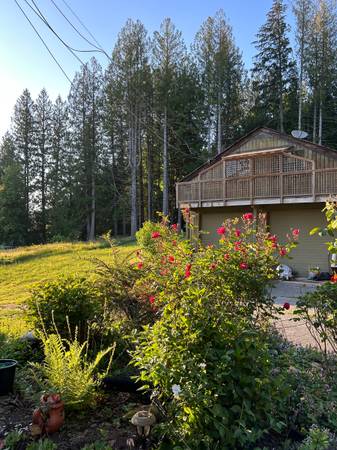 Spacious coach house in an executive area in Ryder lake 1