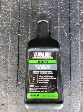 Yamalube. Fuel addative 1