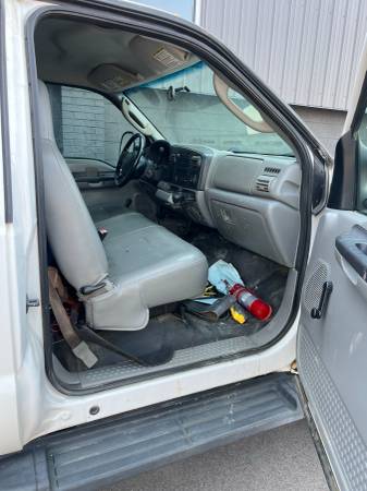 2006 Ford F-450 Super Duty - Photo 2