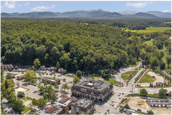 $5,400 / 2166ft2 - Biltmore Village Highway Visibility (Biltmore Village)64029206531457122