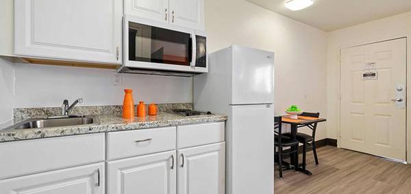 Ensuite, Microwave, Postal Services 1