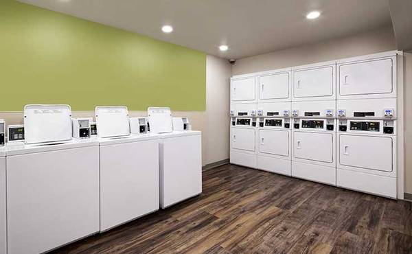 $1,120 / 1br - Act Fast! Limited Availability - No Lease, No Deposit (18028 US-59, Humble, TX)63924168376962122