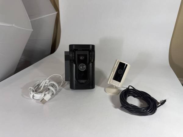 Ring Doorbell Video & door holder, Inside Video 1