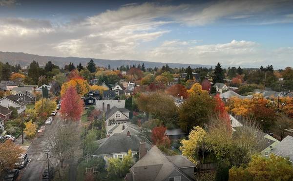 $1,350 / 535ft2 - ➡️ WHAT A VIEW!🤩1 Month FREE 😀 Balcony, W/D, Dishwasher 😍 Gym (Portland)63842022066819120