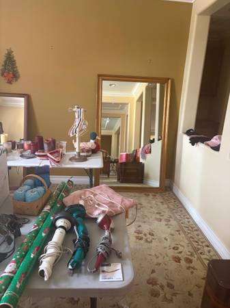 Yard sale photo
