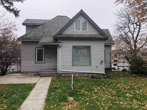 $2,250 / 5br - 1950ft2 - 605 NE Campus (Pullman)63689257153923120