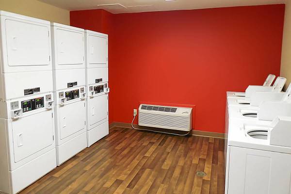 $1,740 / 1br - 4.27/Studio Suite All Utilities Included64029205820163122