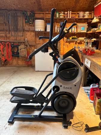 BowFlex Max Trainer 1