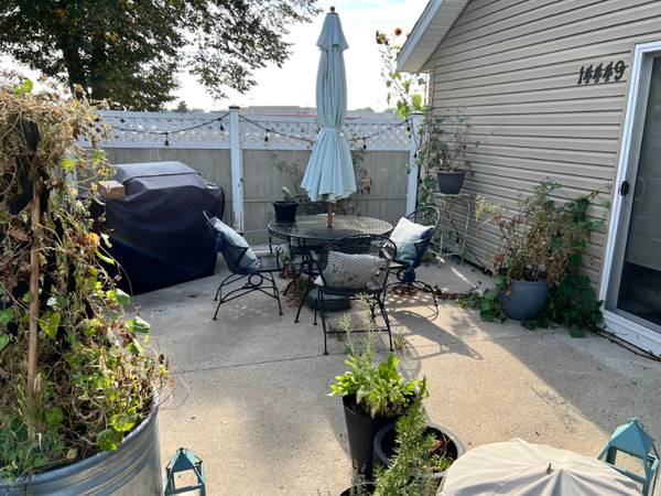 $1800.00 / 2br - 1550ft2 - Townhome Overlooking Hayes Park63797856633345123