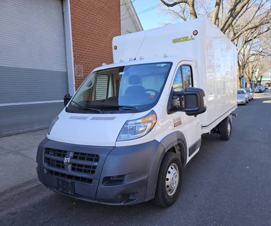 2019 Ram ProMaster 3500 Dodge box truck 1