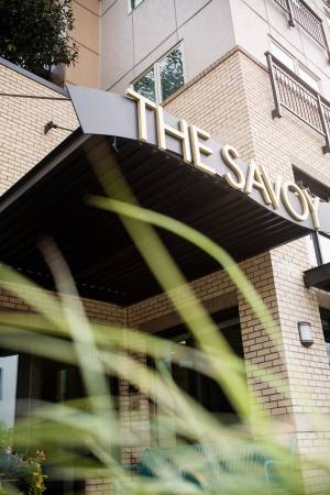 $1,900 / 2br - 717ft2 - 🌟 The Savoy at Lake City: 55+ Senior Community - 4 Weeks Free Rent! (North Seattle)63870757138561120