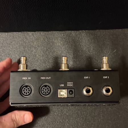 Morningstar Engineering MC6 MKII MIDI Controller - musical