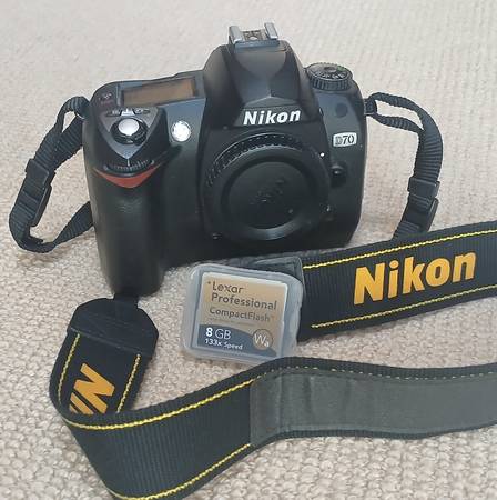 Nikon D70 Camera Body – Mint Condition 1