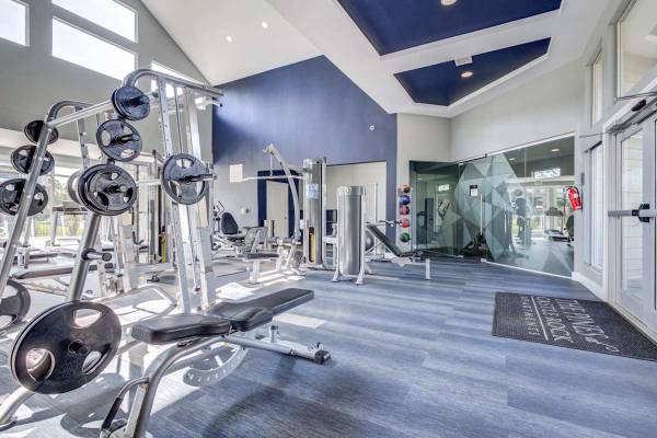 $1,789 / 2br - 933ft2 - W/D Hookup, Fitness Center, Pool (6221 Castlegate Dr West, Castle Rock, CO 80108, Castle Rock,)63973502027139120