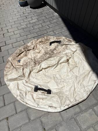 Simplespa inflatable cover 1