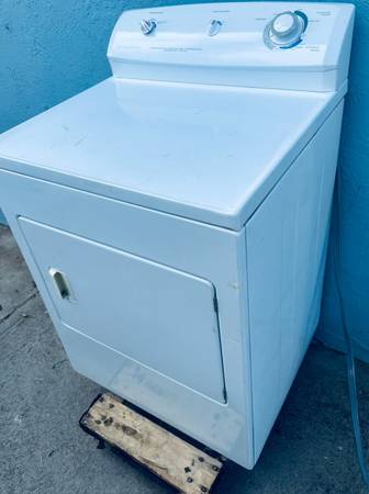 Propane gas dryer  Recent Tune Up  3 yr warranty 1