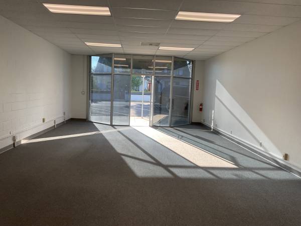 OFFICE SPACE 1200 sq ft 1