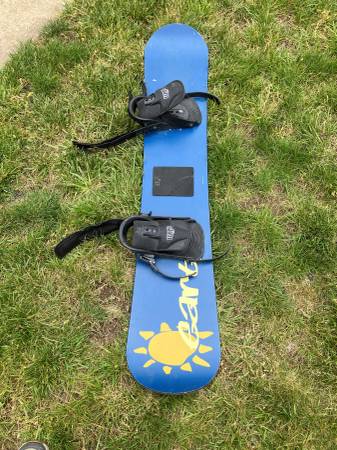Gnu Snowboard with Binding 1