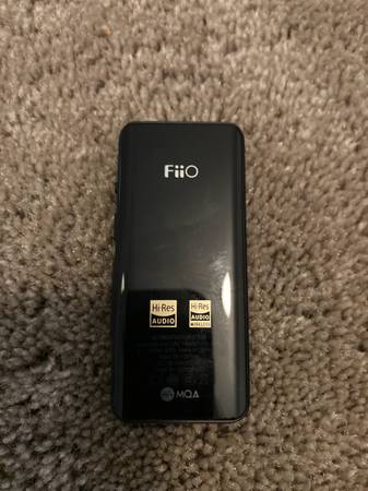 Fiio BTR5 DAC 1