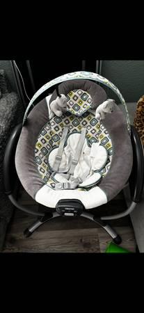 Graco Infant Swing Vibrating Chair Musical Bouncer 1