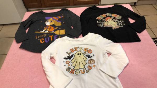 Size 2 T Halloween shirts 1