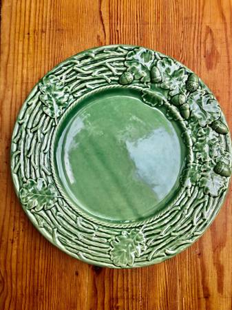 Bordallo Pinheiro 13” Chop Plates 1